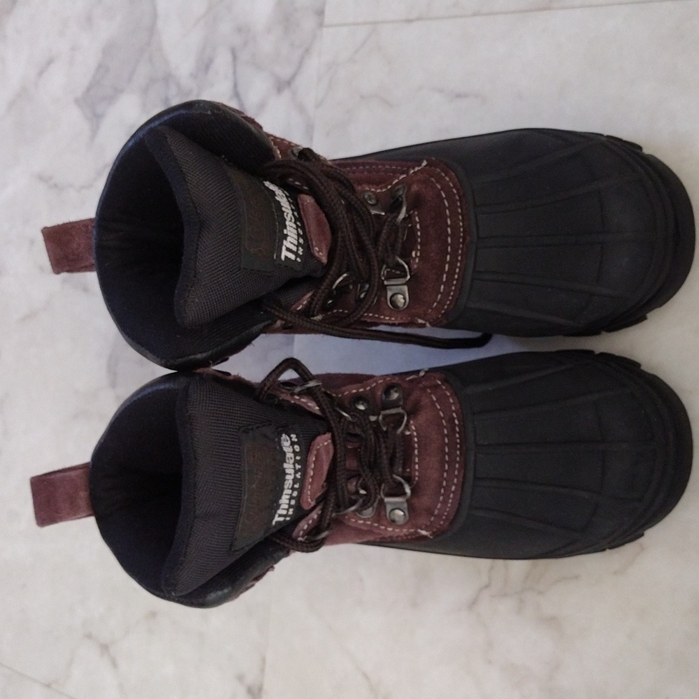 Coleman thinsulate insulation boots.